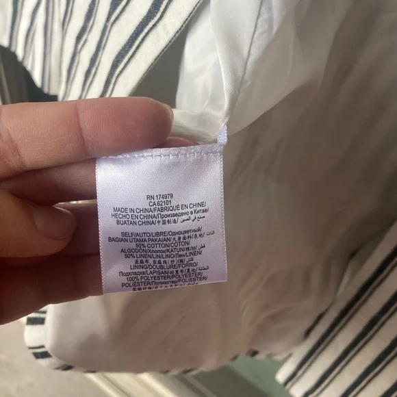 BCBG Max Azaria Blazer - Picture 5 of 8